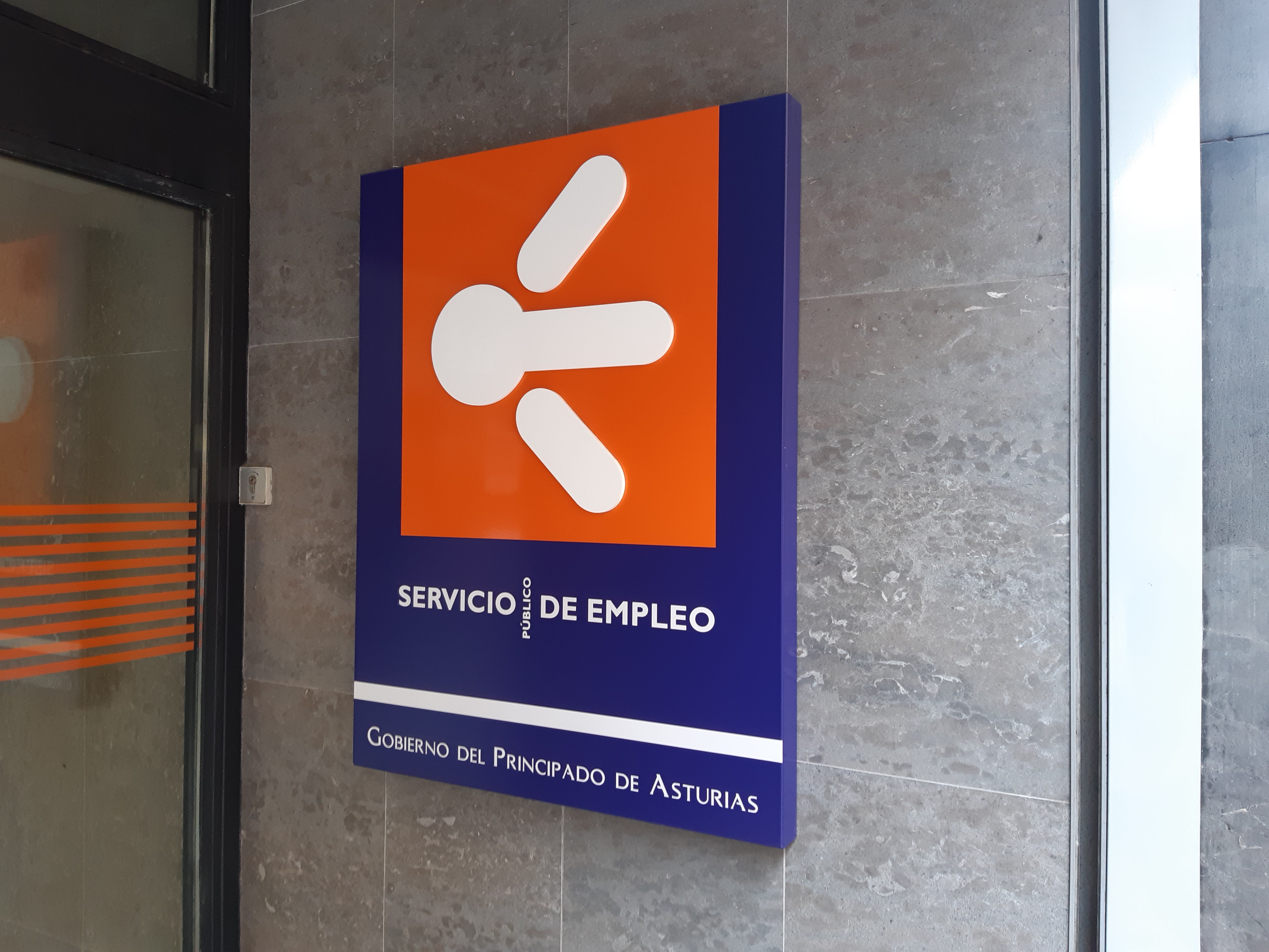 Asturias registra una subida del paro de 1.200 personas en el último mes Asturias registra una subida del paro de 1.200 personas en el último mes