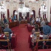 El Pleno del Ayuntamiento de Cádiz El Pleno del Ayuntamiento de Cádiz