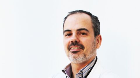 Dr. Gonzalo Ros