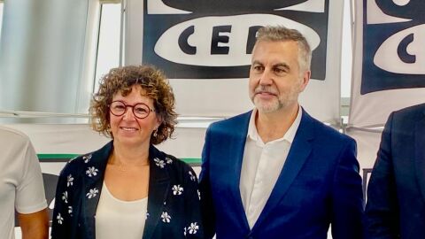 Josefina Bueno y Carlos Alsina tras el &#39;Más de Uno&#39; realizado desde Alicante para apoyar la candidatura 