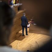Archivo - El president de la Generalitat Valenciana, Ximo Puig, durante un pleno de Les Corts Valencianes, en imagen de archivo -