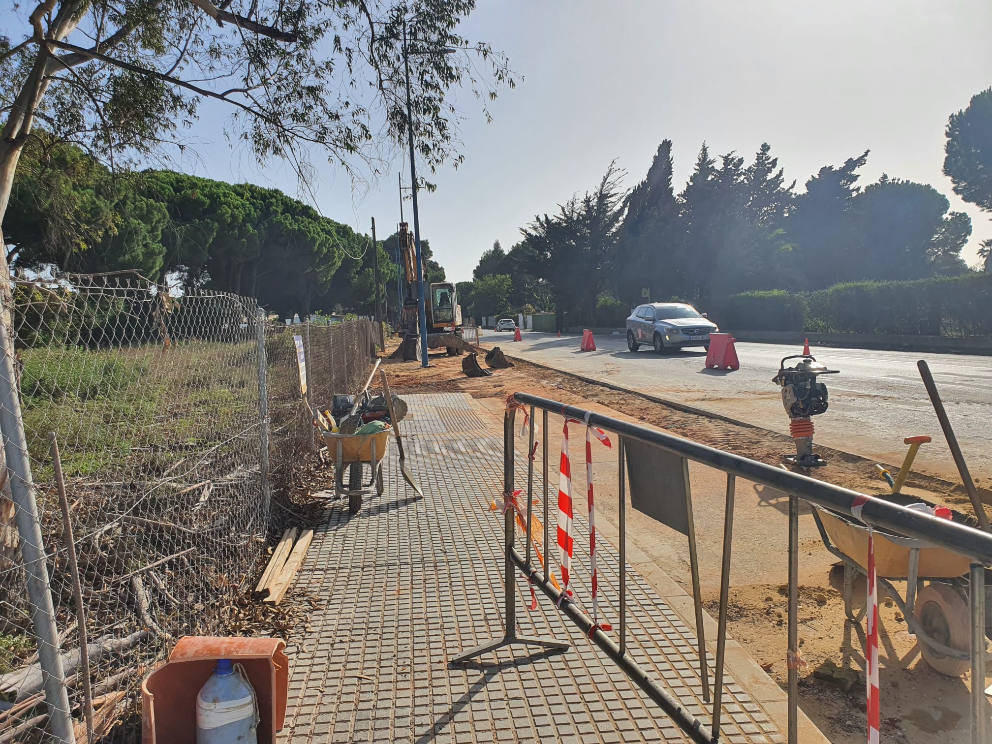 Comienzan las obras de reurbanización del tramo sur de la carretera Molino Viejo Comienzan las obras de reurbanización del tramo sur de la carretera Molino Viejo