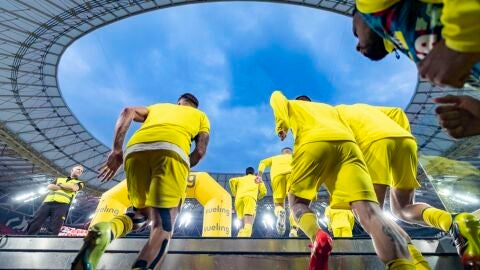 La plantilla del Villarreal sale a San Mam&eacute;s