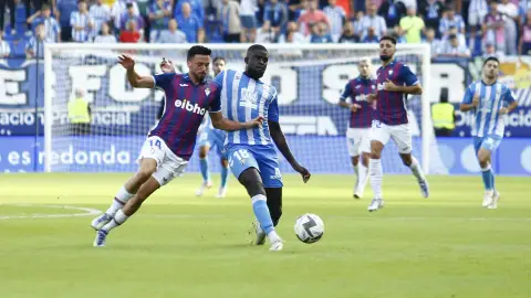 Alfred N´Diaye, jugador del Málaga CF Alfred N´Diaye, jugador del Málaga CF