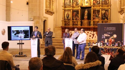 Gabriel Al&eacute;n ensalza a Xantar como escaparate dos mellores productos gastron&oacute;micos