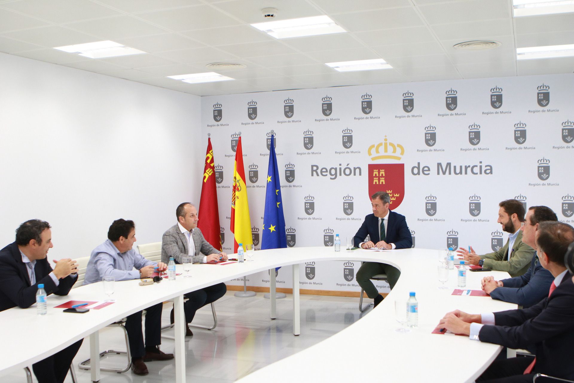 La Comunidad sale al rescate de los hoteles que trabajan con el Imserso con una ayuda de 150.000 euros La Comunidad sale al rescate de los hoteles que trabajan con el Imserso con una ayuda de 150.000 euros