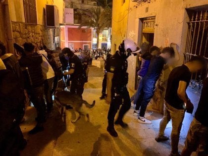 En libertad 7 de los 18 menores detenidos por atacar a jóvenes en Los Remedios En libertad 7 de los 18 menores detenidos por atacar a jóvenes en Los Remedios
