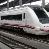 "El adelanto del primer tren a Zaragoza mejora las comunicaciones"
