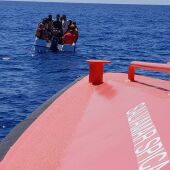 Salvamento Marítimo busca a doce migrantes que habrían volcado a 18 millas al sureste de Cabo de Gata
