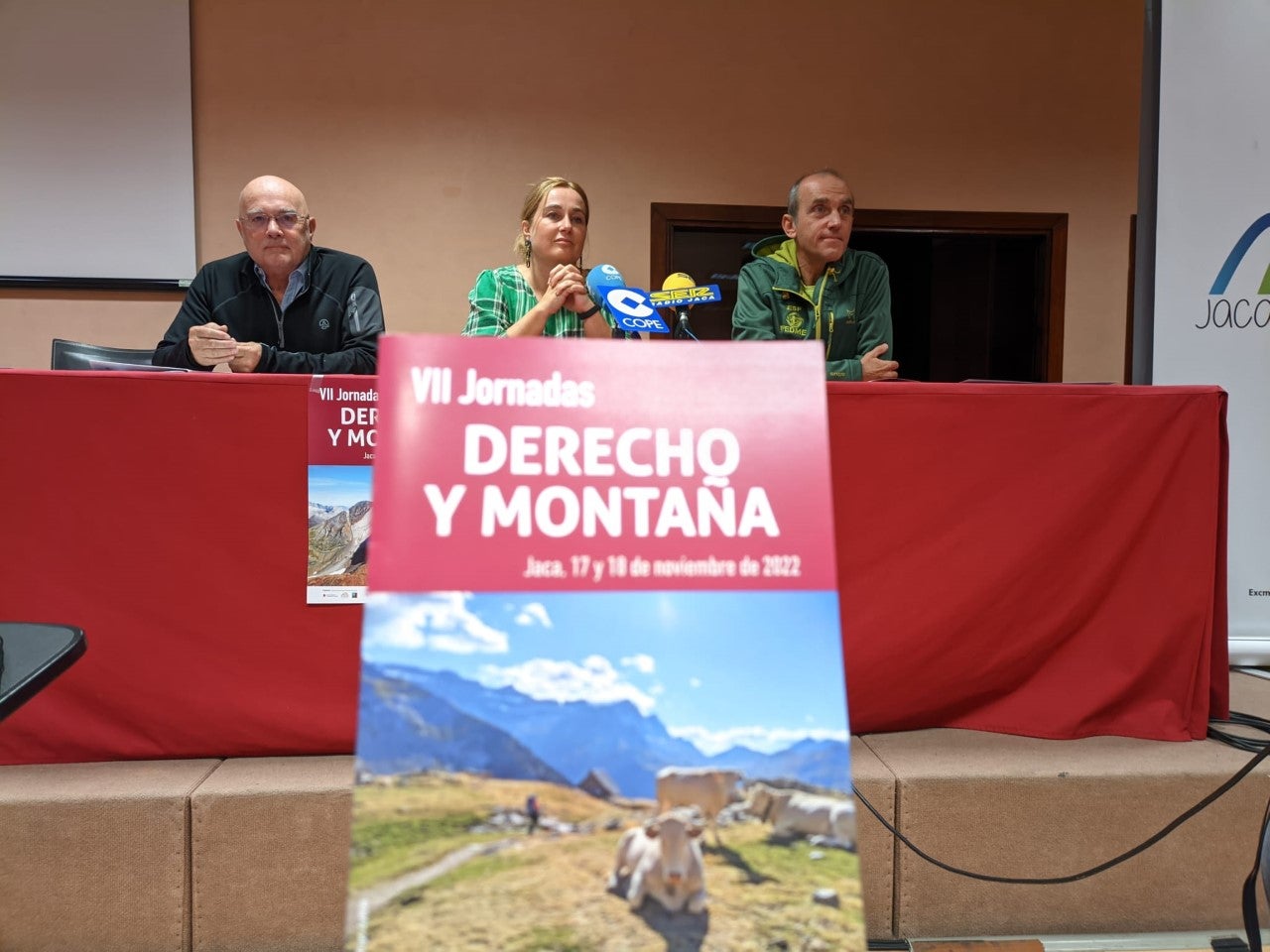 La masiva afluencia y el cambio climático ejes de las jornadas de Derecho y Montaña La masiva afluencia y el cambio climático ejes de las jornadas de Derecho y Montaña