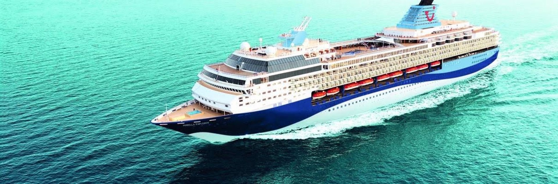 El crucero 'Marella Explorer' hace este viernes su primera escala en el Puerto de Almería El crucero 'Marella Explorer' hace este viernes su primera escala en el Puerto de Almería