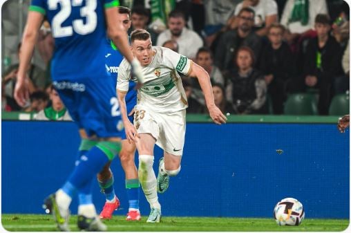 El Elche viaja a Valladolid con cuatro bajas y la esperanza de lograr el primer triunfo El Elche viaja a Valladolid con cuatro bajas y la esperanza de lograr el primer triunfo