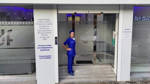 Elisabet Ferrer, odontóloga y propietaria de Dentalferrer, en la calle Germans García Peñaranda, 1, de Palma