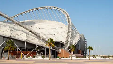 Estadio Internacional Jalifa, la piedra angular de los deportes en Qatar desde 1976. Estadio Internacional Jalifa, la piedra angular de los deportes en Qatar desde 1976.