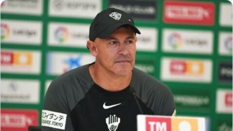 Jorge Almirón, entrenador del Elche Jorge Almirón, entrenador del Elche