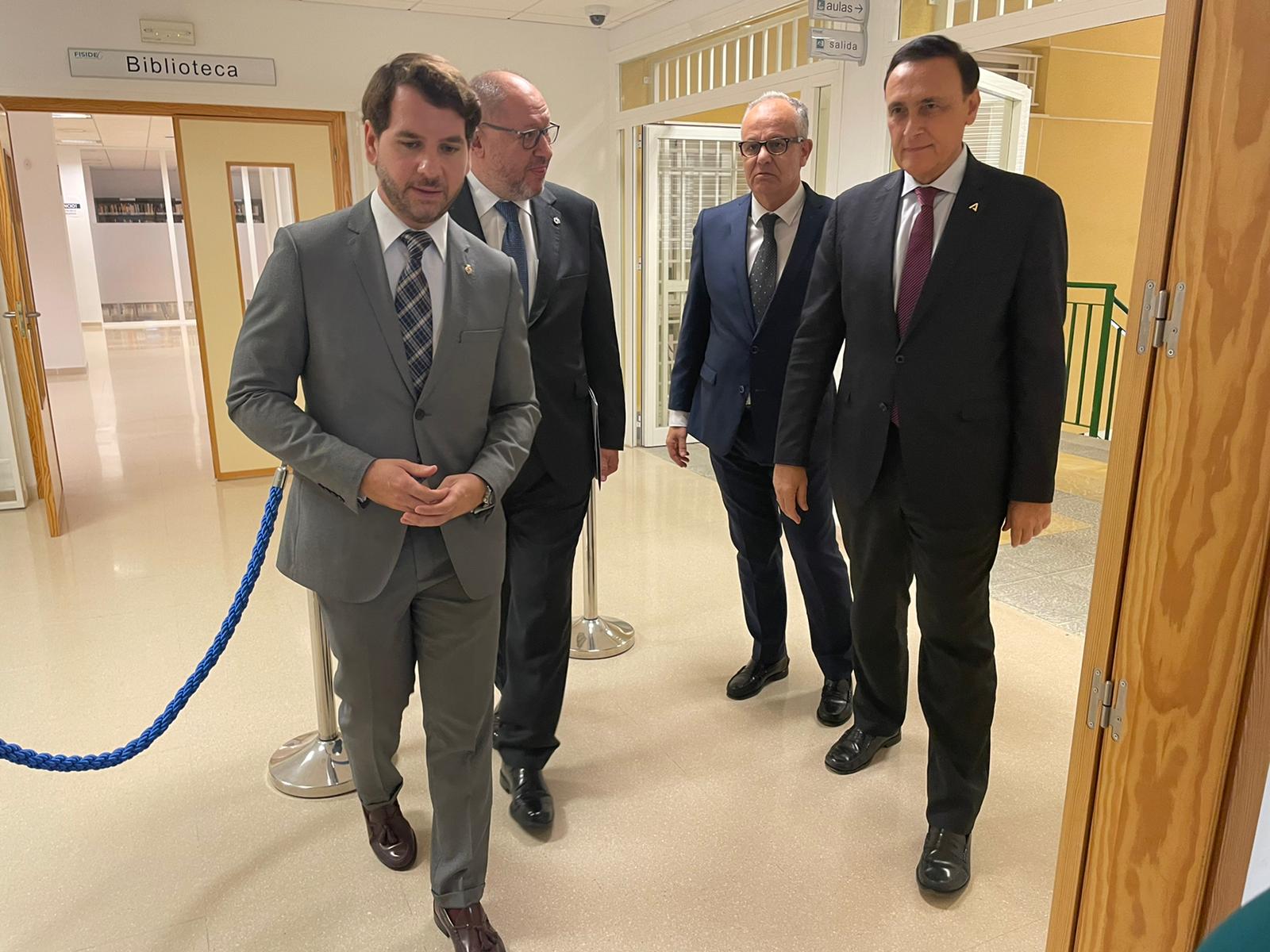 El Centro Universitario FISIDEC formará a alumnos en fisioterapia con la garantía de la UCO El Centro Universitario FISIDEC formará a alumnos en fisioterapia con la garantía de la UCO