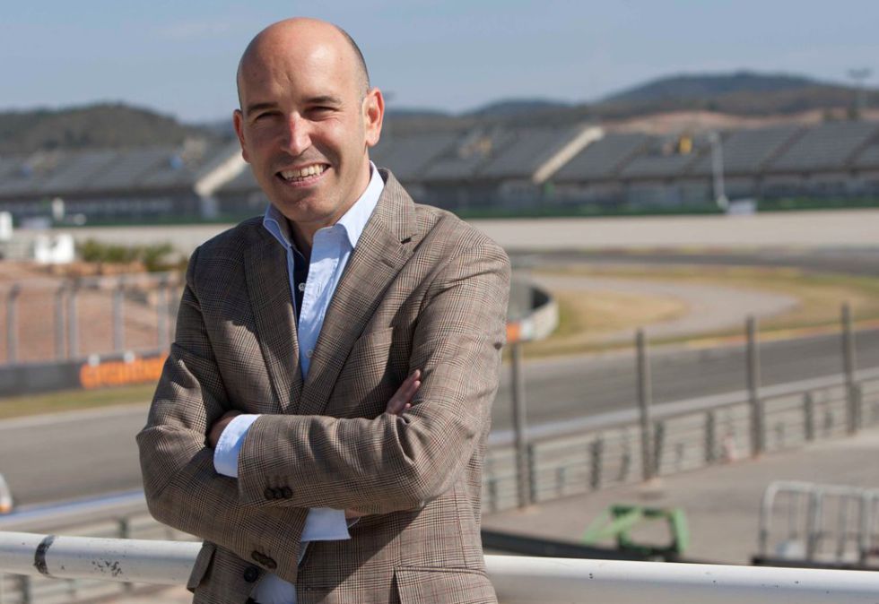 Gonzalo Gobert: "Hemos escrito la historia del motociclismo y queremos seguir haciéndolo" Gonzalo Gobert: "Hemos escrito la historia del motociclismo y queremos seguir haciéndolo"