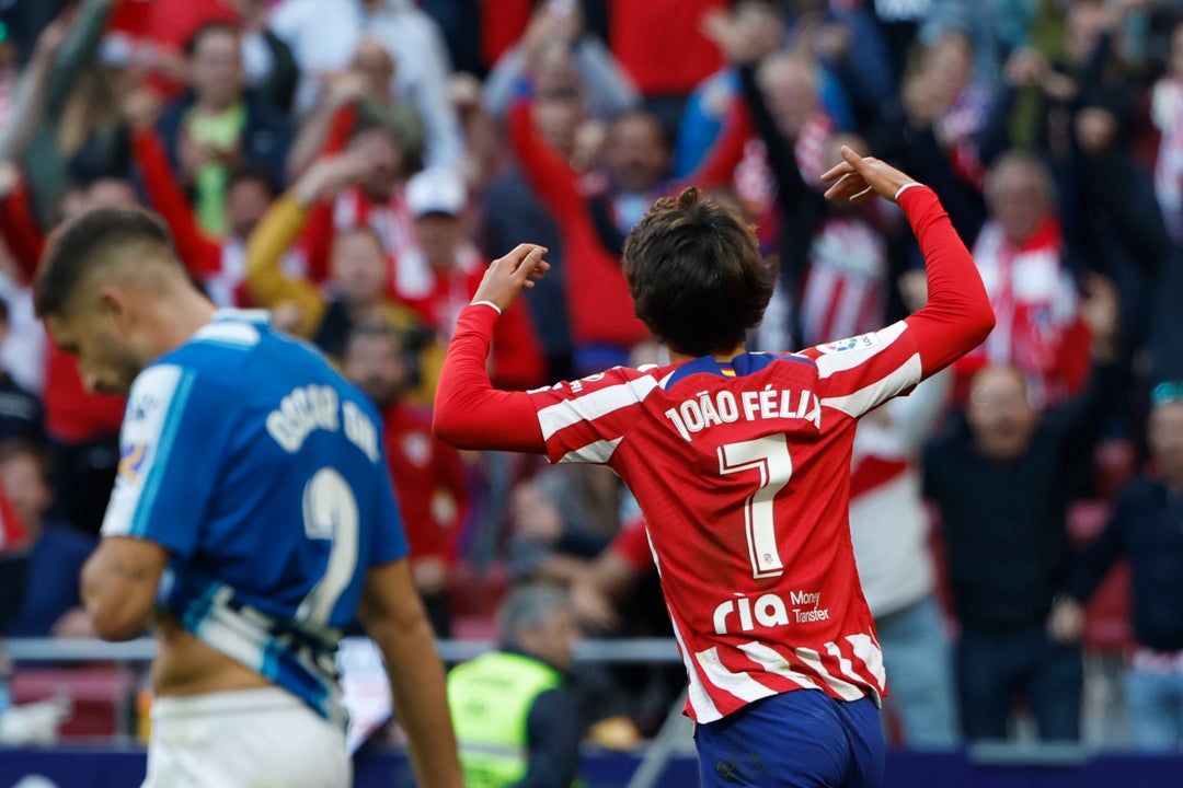 Joao Félix rescata un punto para un Atlético que no pudo contra un Espanyol con diez Joao Félix rescata un punto para un Atlético que no pudo contra un Espanyol con diez