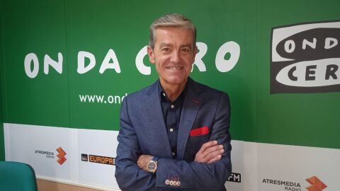 V&iacute;ctor Santos