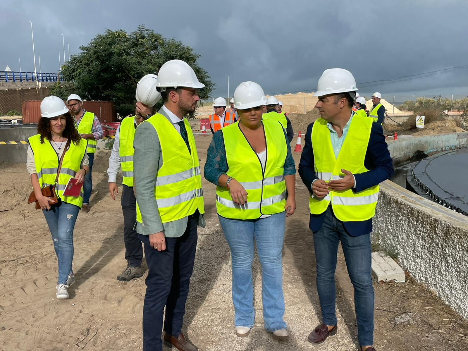 La Junta de Andalucía y el Ayuntamiento de Puerto Real comprueban los trabajos de la nueva EDAR La Junta de Andalucía y el Ayuntamiento de Puerto Real comprueban los trabajos de la nueva EDAR