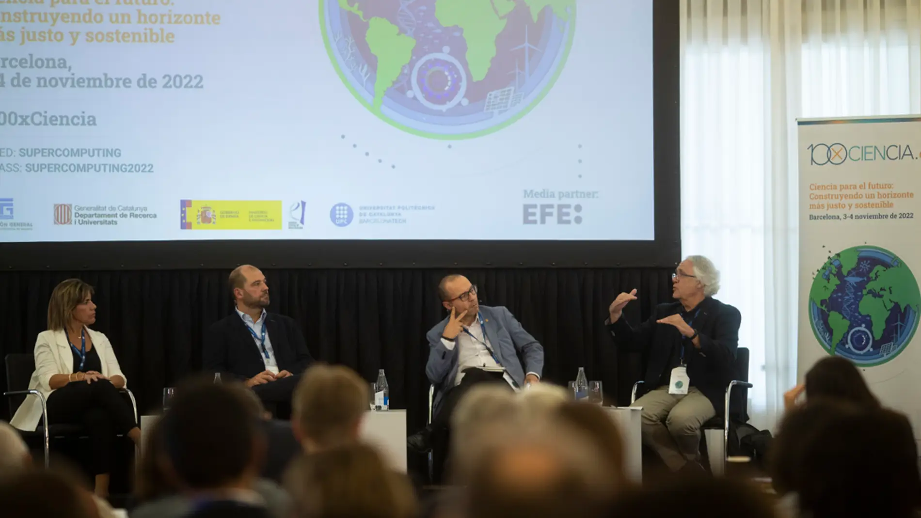 Mesa redonda sobre 'Emergencia climática y desarrollo sostenible'