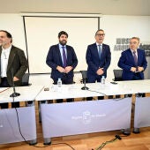 López Miras aboga por "adaptar" el Estatuto de Autonomía desde el consenso y sin interferencias