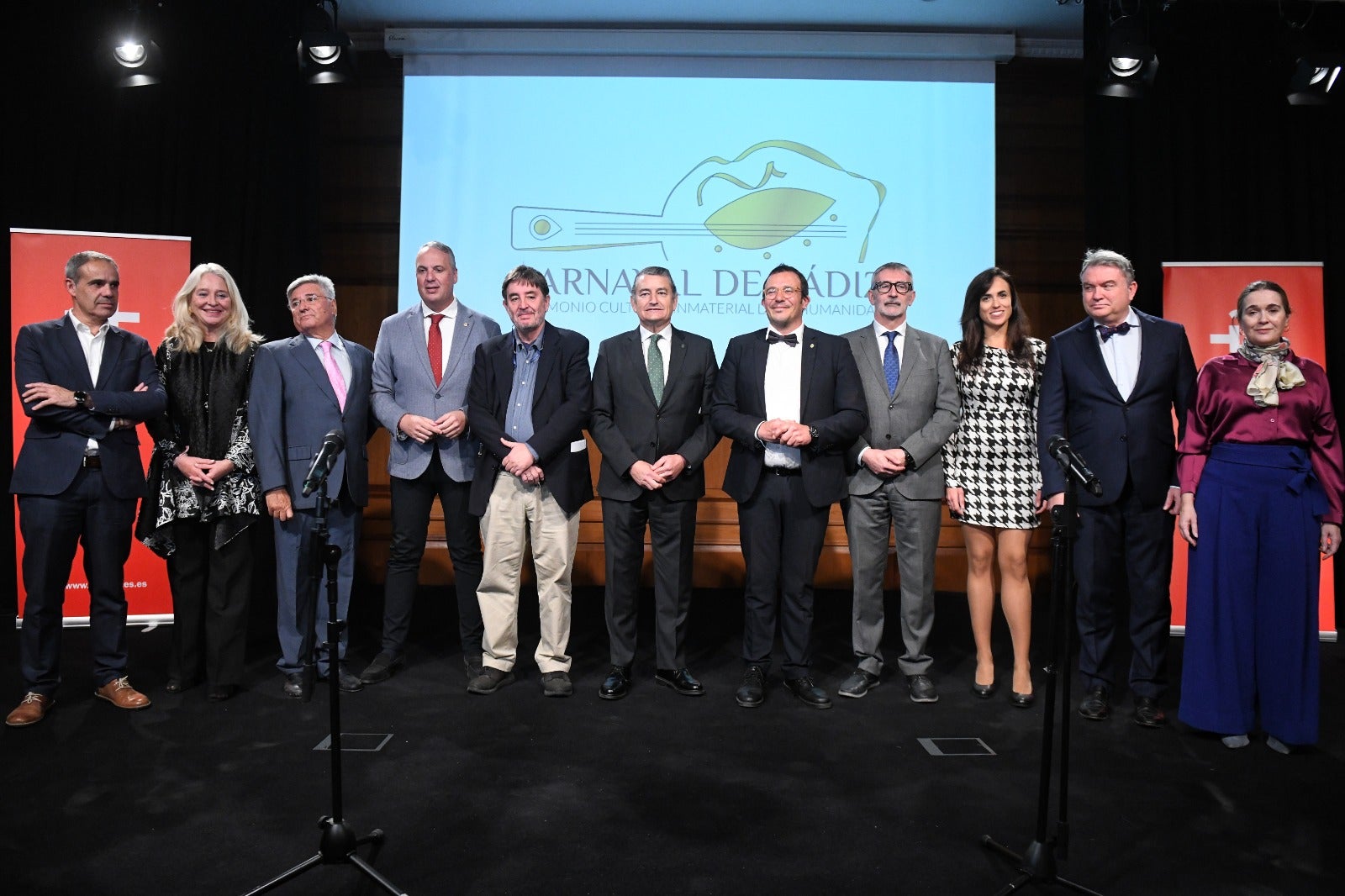 Andalucía y Cádiz, unidas para impulsar el Carnaval de Cádiz como Patrimonio Cultural Inmaterial Andalucía y Cádiz, unidas para impulsar el Carnaval de Cádiz como Patrimonio Cultural Inmaterial