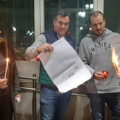 Hosteleros quemando facturas de la energía Hosteleros quemando facturas de la energía