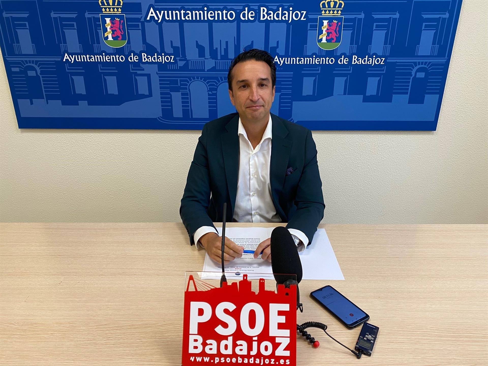 El PSOE local pide consensuar las inversiones del nuevo Plan de Impulso del Ayuntamiento de Badajoz El PSOE local pide consensuar las inversiones del nuevo Plan de Impulso del Ayuntamiento de Badajoz