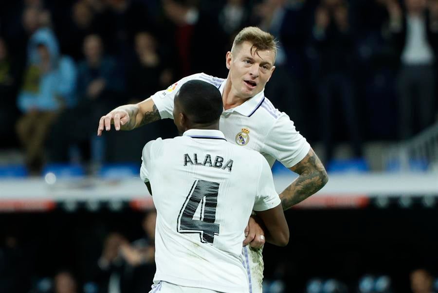 El Real Madrid se impone al Cádiz con susto final El Real Madrid se impone al Cádiz con susto final