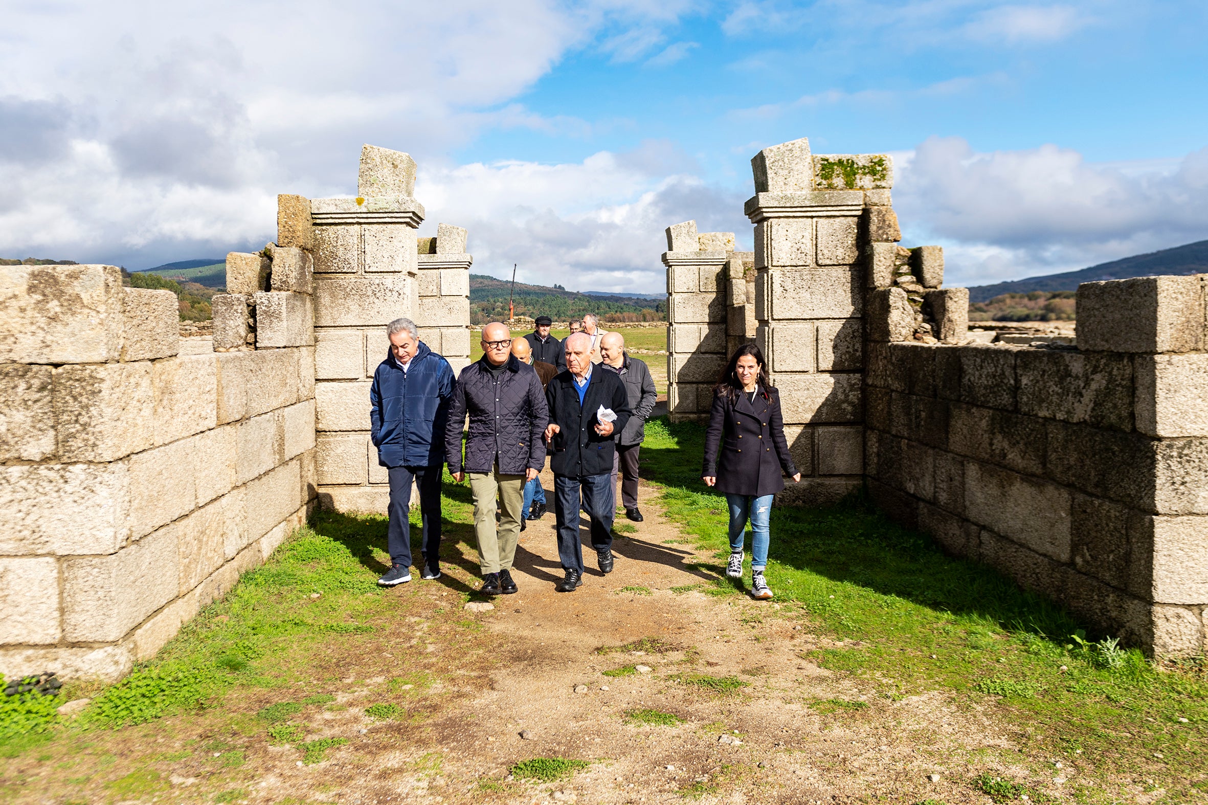 Baltar visita o complexo arqueolóxico Aquis Querquennis Baltar visita o complexo arqueolóxico Aquis Querquennis