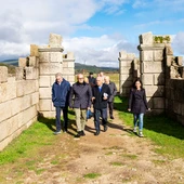 Baltar visita o complexo arqueolóxico Aquis Querquennis Baltar visita o complexo arqueolóxico Aquis Querquennis