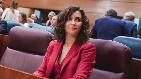 El gabinete: Isabel D&iacute;az Ayuso y los "34 m&eacute;dicos" 