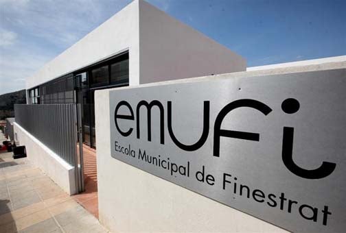 Finestrat convoca una reunión para informar sobre las Escuelas de Verano de la localidad Finestrat convoca una reunión para informar sobre las Escuelas de Verano de la localidad