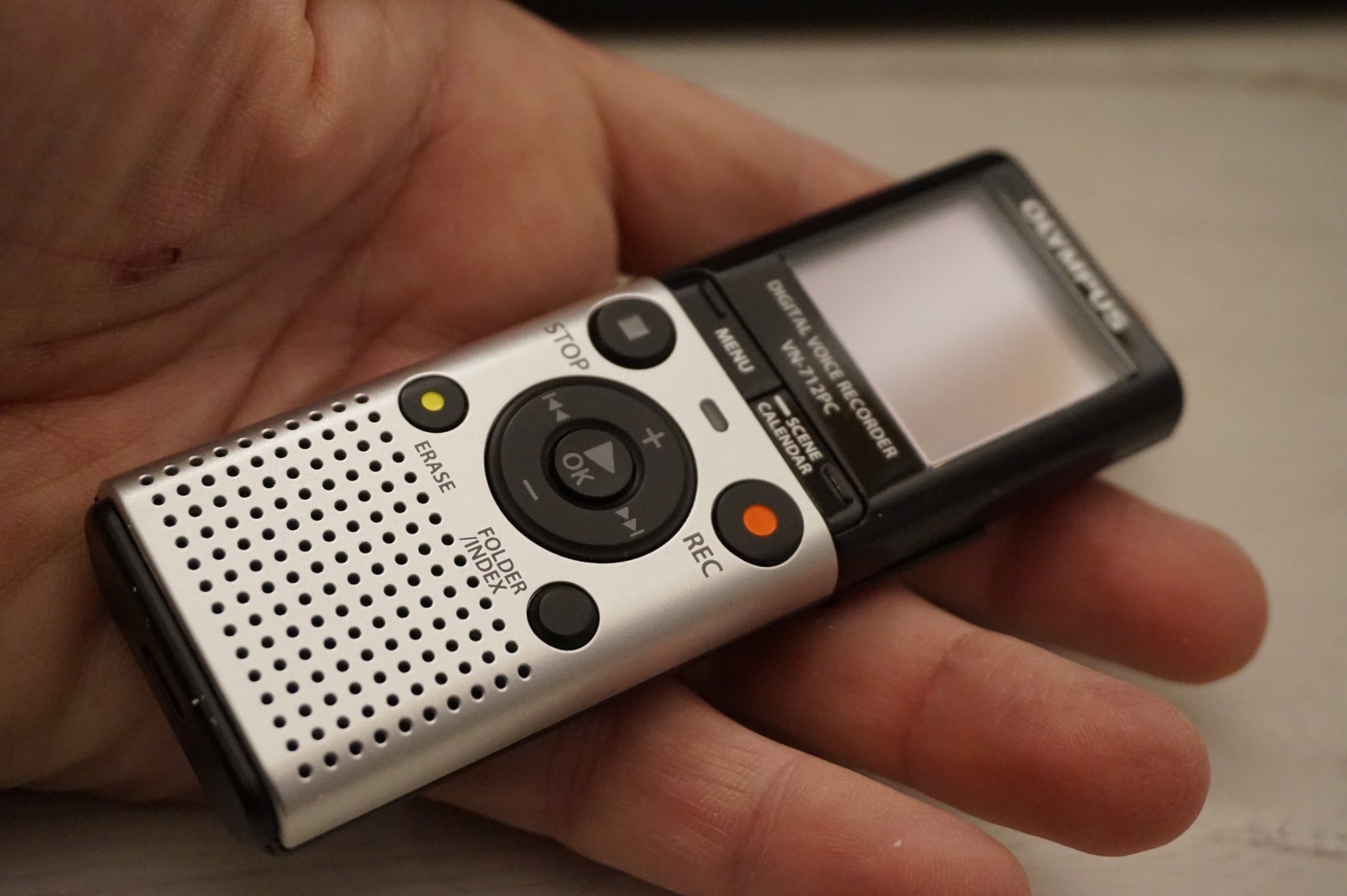 ¿Es legal grabar la conversación con una persona sin su consentimiento? Esto dice la ley ¿Es legal grabar la conversación con una persona sin su consentimiento? Esto dice la ley