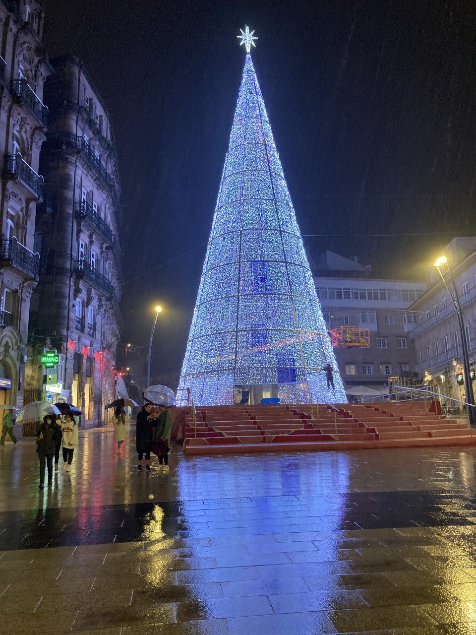 Luces de Navidad: Vigo brillará con millones de luces en plena época de ahorro energético Luces de Navidad: Vigo brillará con millones de luces en plena época de ahorro energético