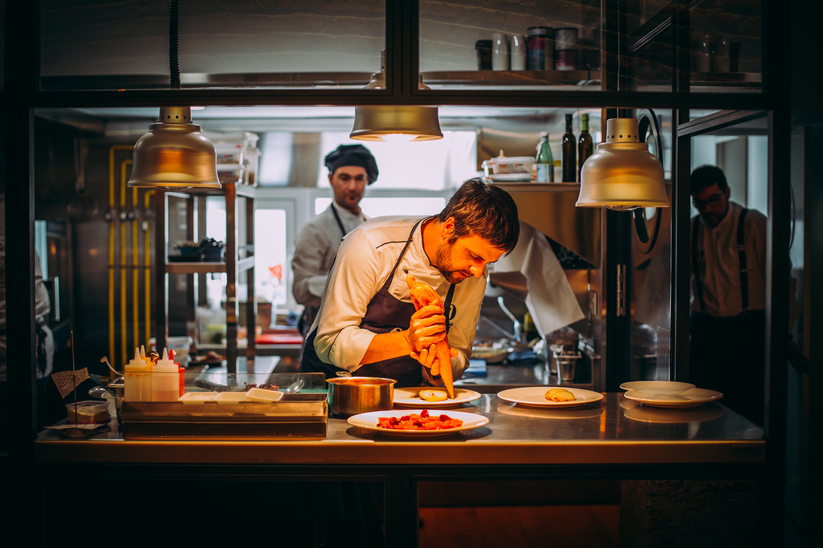 María de la O une al chef José Carlos García, Estrella Michelín de Málaga, con Chechu González María de la O une al chef José Carlos García, Estrella Michelín de Málaga, con Chechu González
