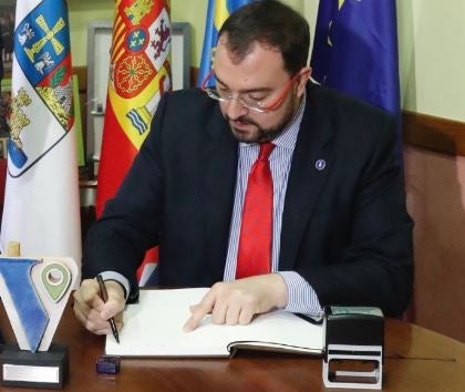 Asturias promoverá una ofensiva de la cornisa cantábrica contra los empresarios del levante Asturias promoverá una ofensiva de la cornisa cantábrica contra los empresarios del levante