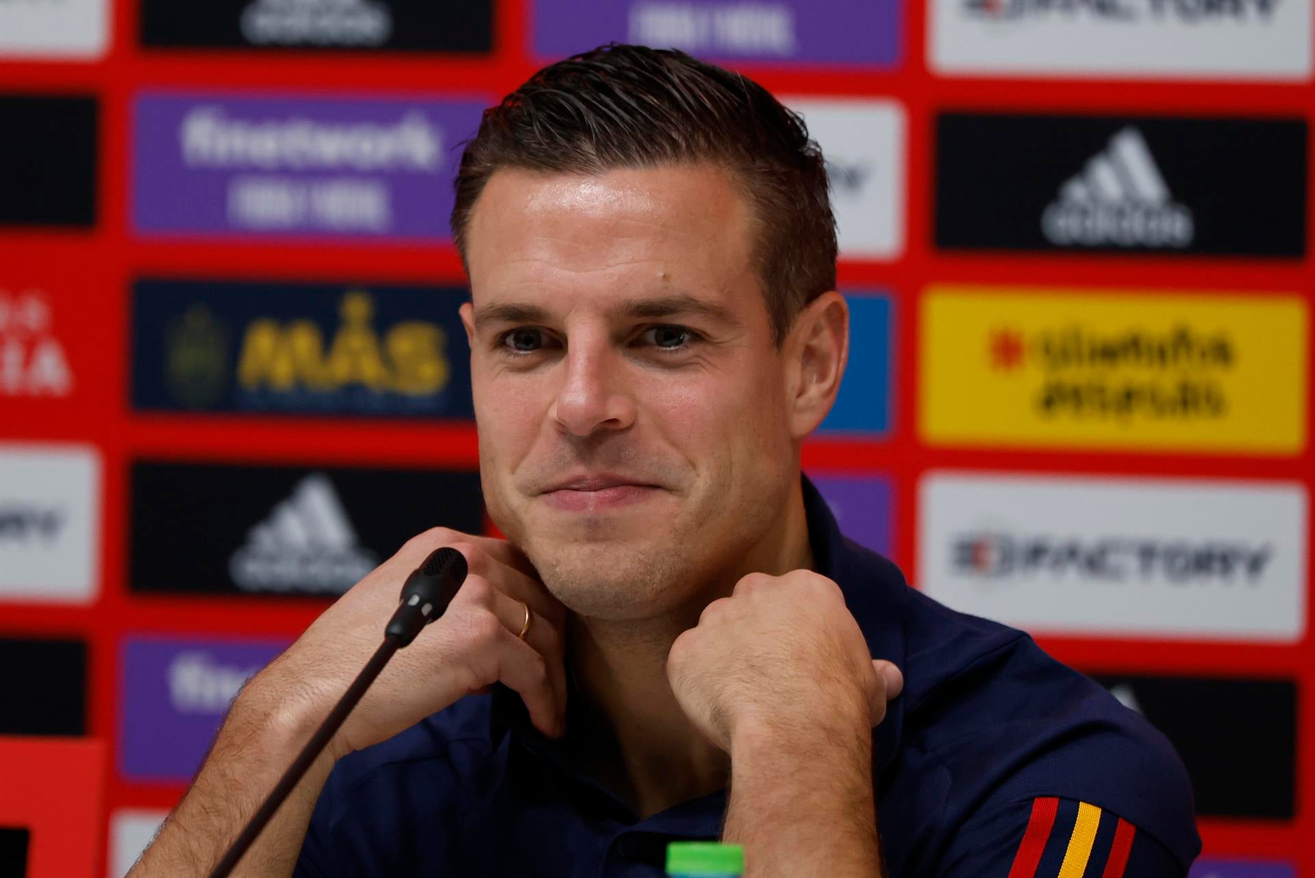 Azpilicueta: "Los jóvenes no se arrugan, es un gusto ver esa preparación a su edad" Azpilicueta: "Los jóvenes no se arrugan, es un gusto ver esa preparación a su edad"