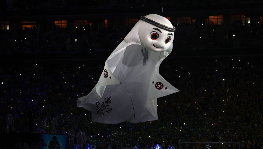 La mascota del Mundial, La'ebb, presente en la ceremonia inaugural