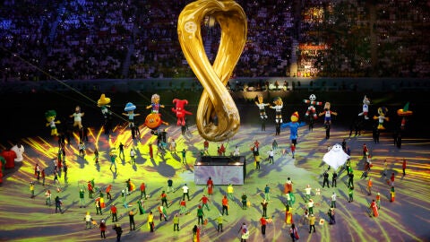 Fotograf&iacute;a gen&eacute;rica de las mascotas de los mundiales, en un desfile parte de la inauguraci&oacute;n del Mundial de F&uacute;tbol Qatar 2022