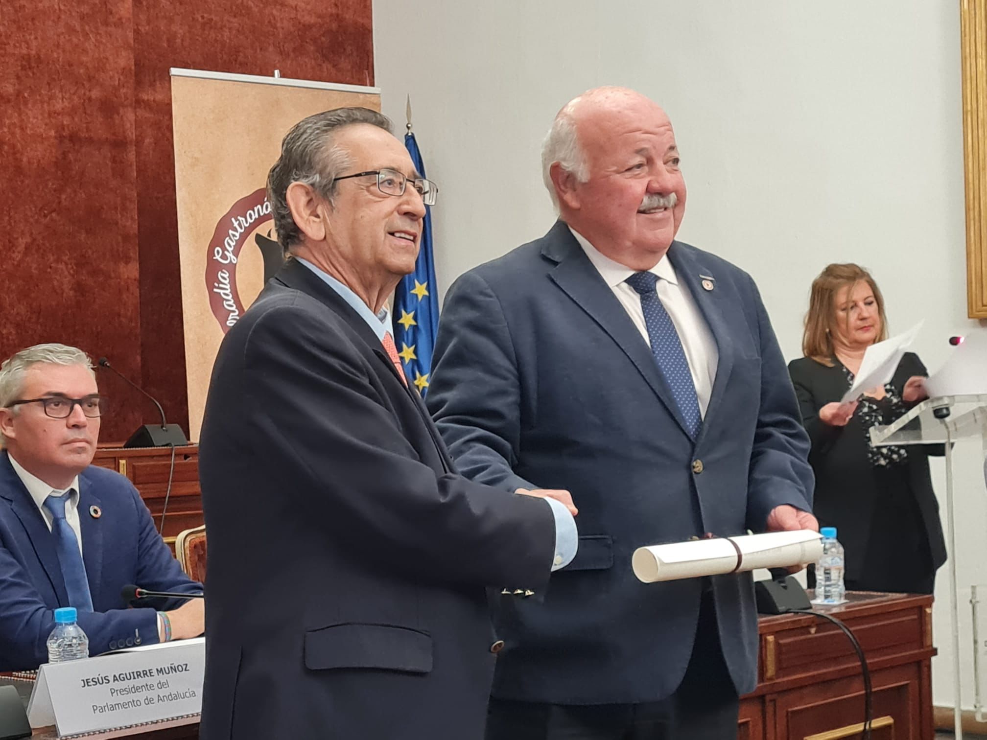 Jesús Aguirre: "El rabo de toro es distintivo de Córdoba y su historia" Jesús Aguirre: "El rabo de toro es distintivo de Córdoba y su historia"