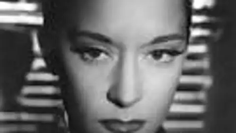 Imaxe da actriz galega María Casares. Wikipedia. María Casares