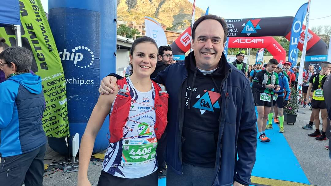 Gran actuación de la local Marina Bouquet en la Finestrat Costa Blanca Trails Gran actuación de la local Marina Bouquet en la Finestrat Costa Blanca Trails