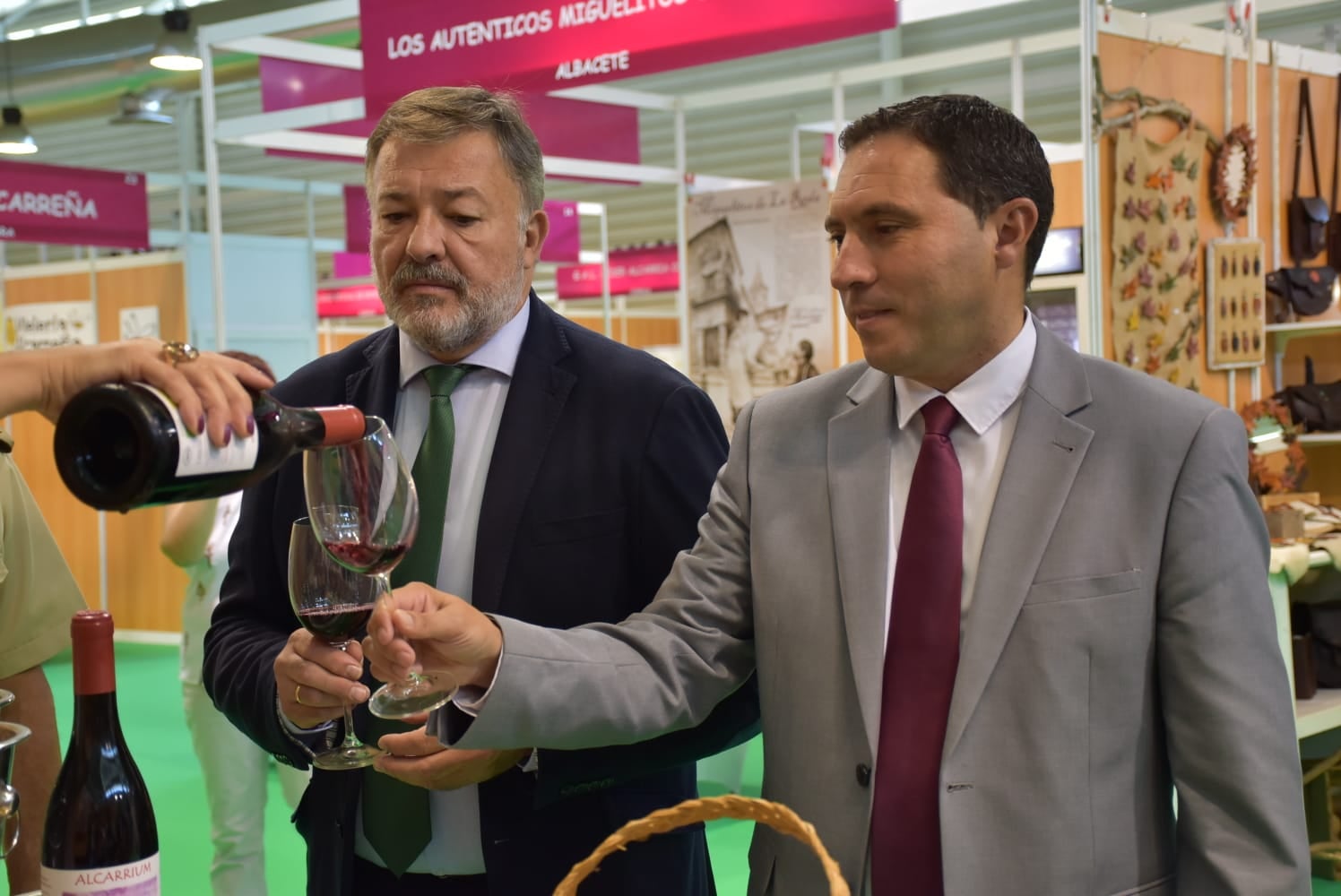 Más de 140 vinos de Cuenca compiten en un concurso provincial Más de 140 vinos de Cuenca compiten en un concurso provincial