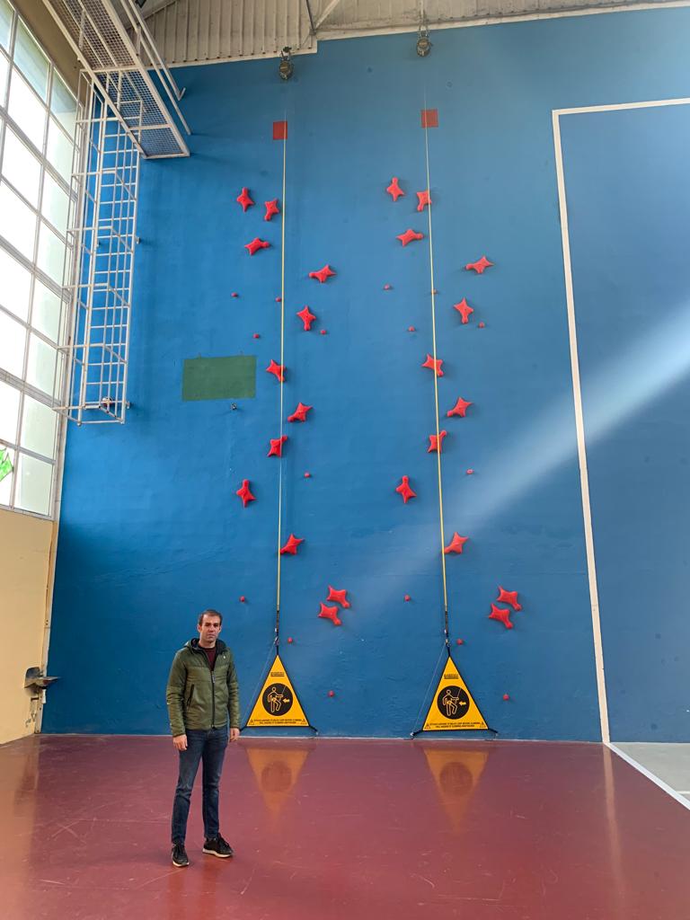 El frontón Pinilla cuenta con un rocódromo de velocidad El frontón Pinilla cuenta con un rocódromo de velocidad