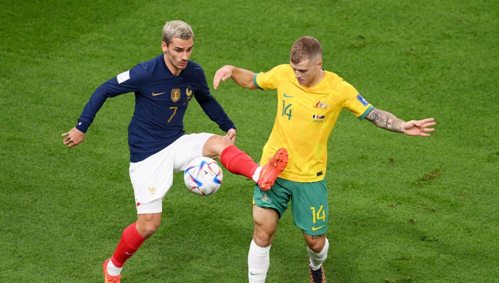 Griezmann en el debut de Francia ante Australia