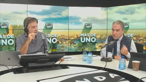 Elías Bendodo durante su entrevista en 'Más de uno' Elías Bendodo durante su entrevista en 'Más de uno'