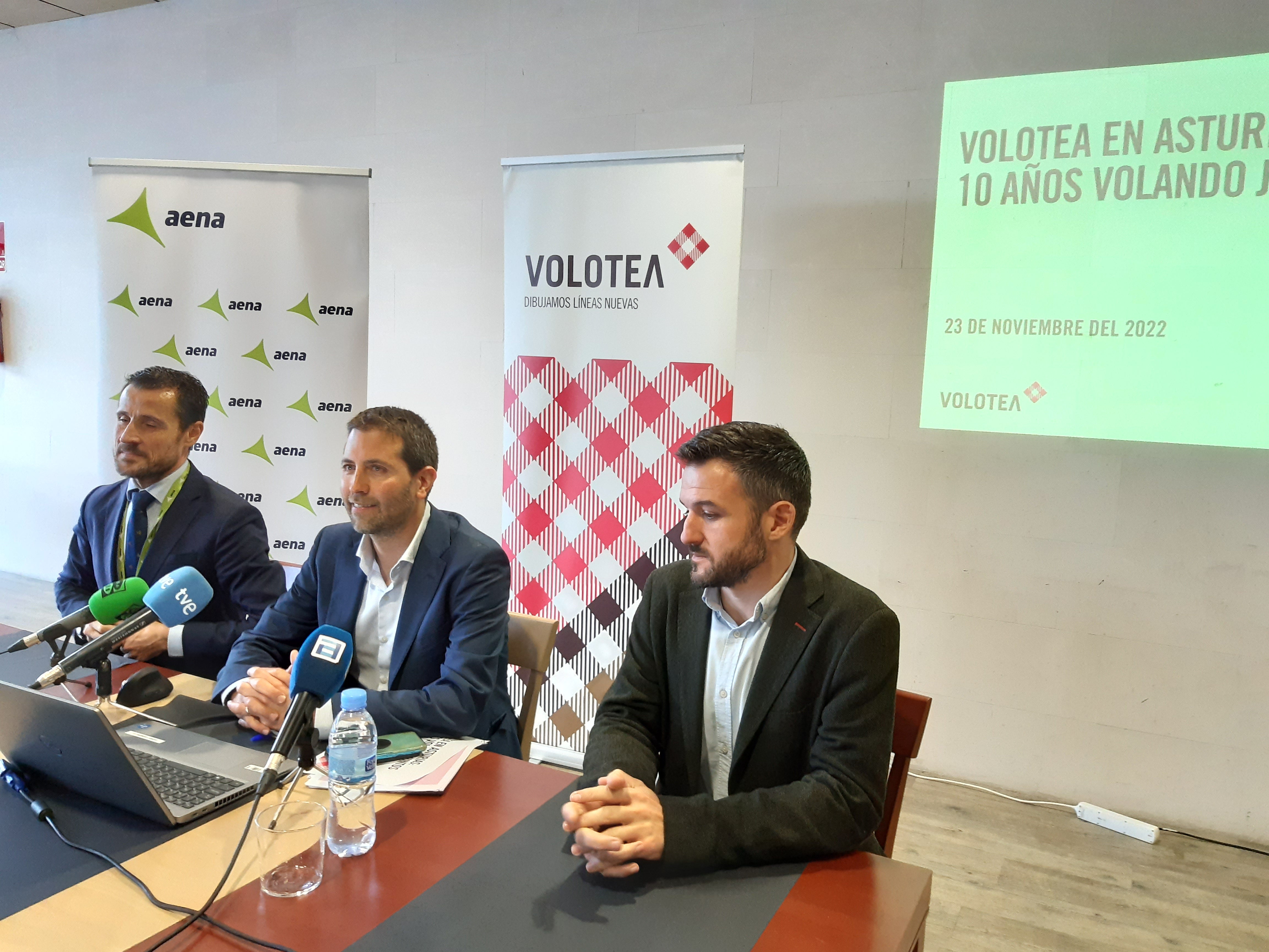 El Principado quiere "consolidar" las rutas aéreas El Principado quiere "consolidar" las rutas aéreas