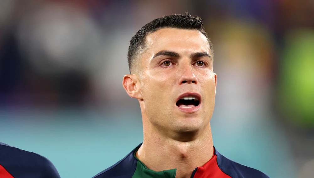 Cristiano Ronaldo se emociona con el himno de Portugal